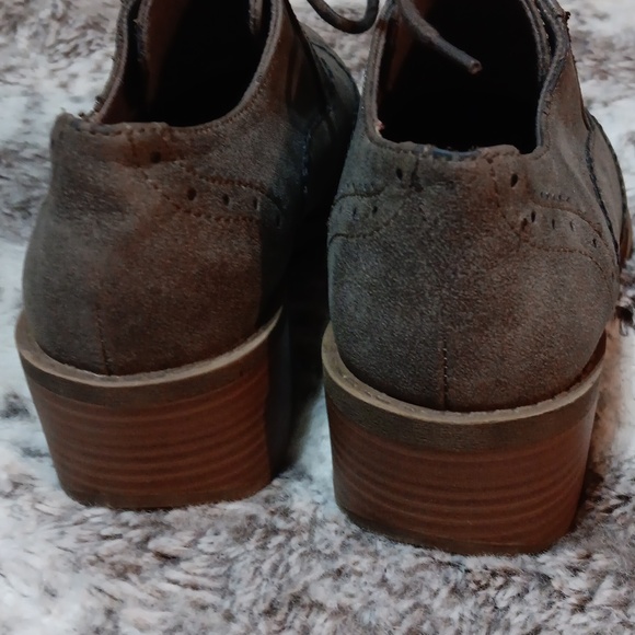 Maurices Heeled Lace Up Hadley Bootie - Picture 5 of 10